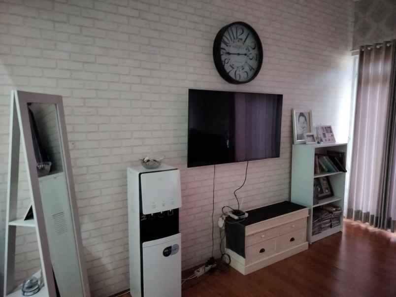 dijual rumah jl raya cileungsi jonggol