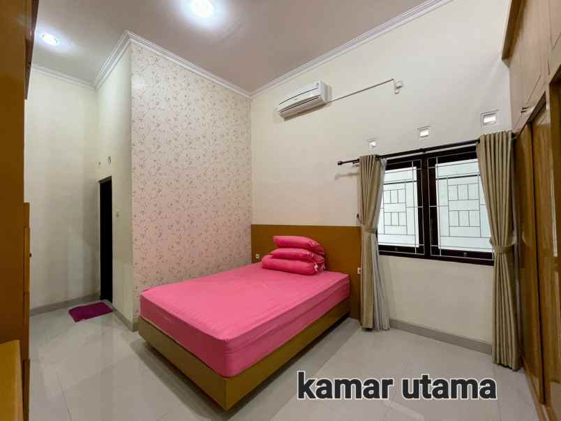 dijual rumah jl raya utama yogya solo