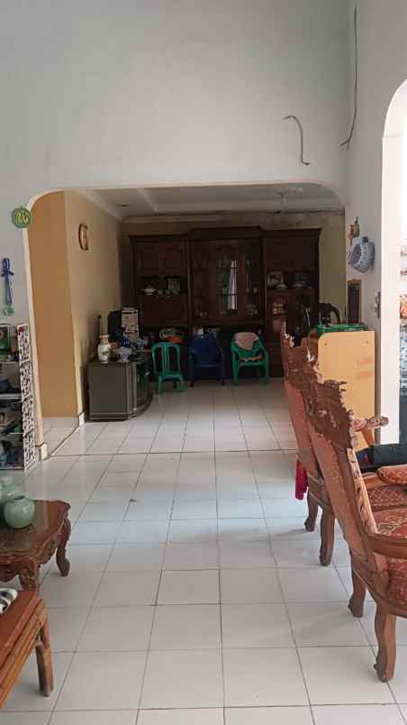 dijual rumah jl soekarno hatta