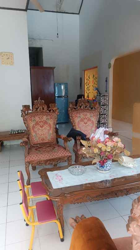 dijual rumah jl soekarno hatta