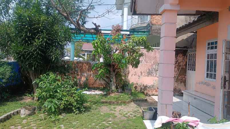 dijual rumah jl soekarno hatta