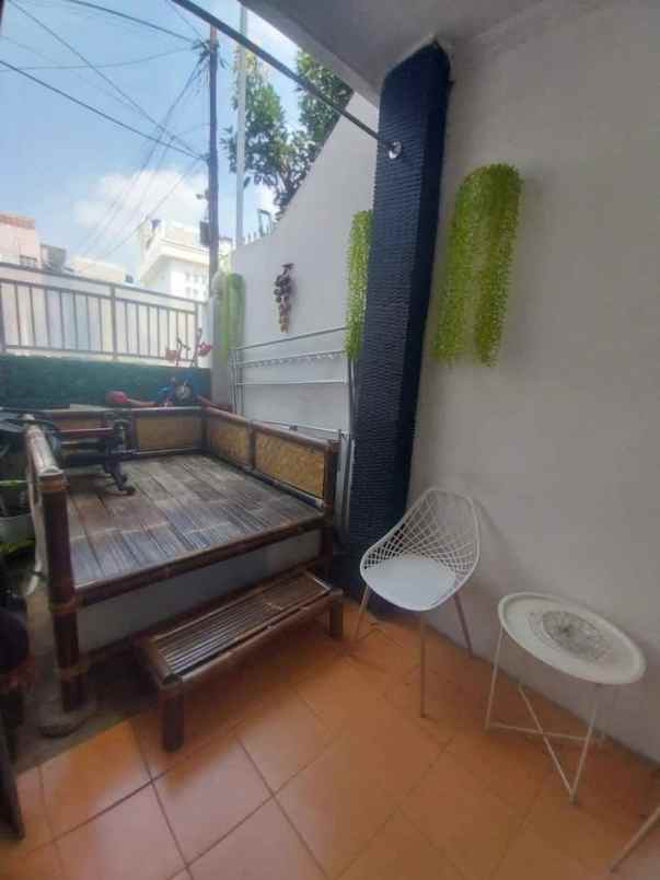 dijual rumah jl somawinata cimahi