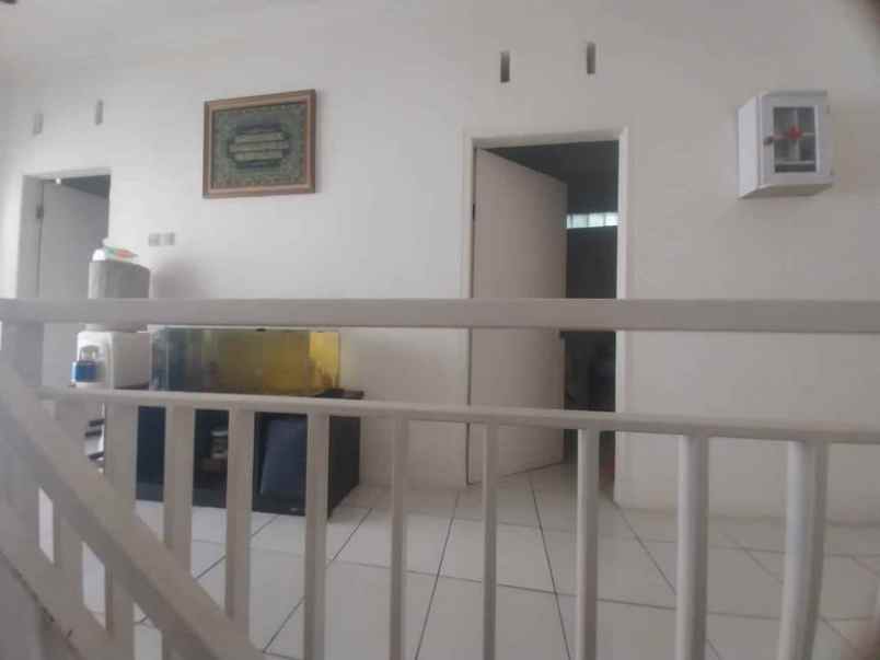 dijual rumah jl somawinata cimahi