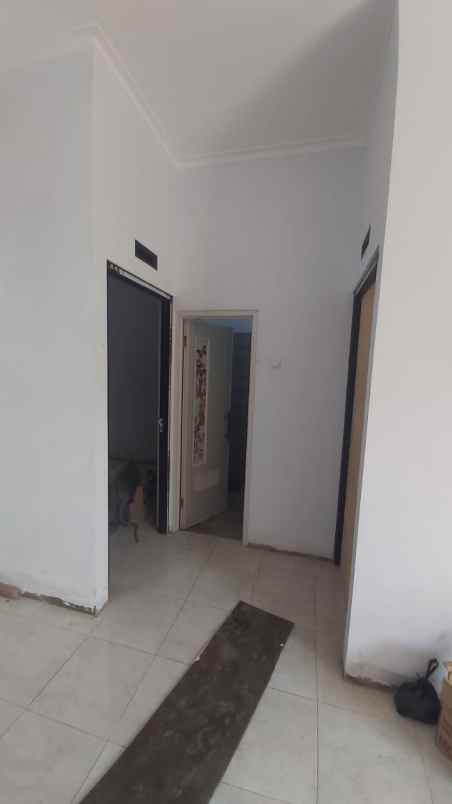 dijual rumah jl somawinata tanimulya