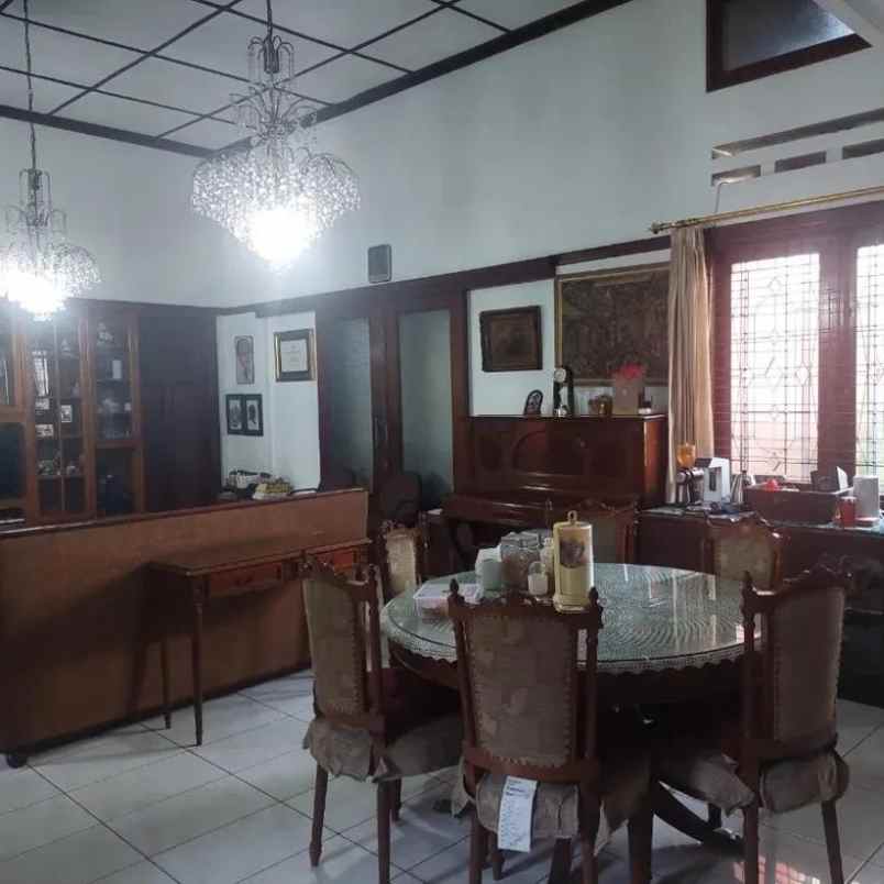 dijual rumah jl sultan agung