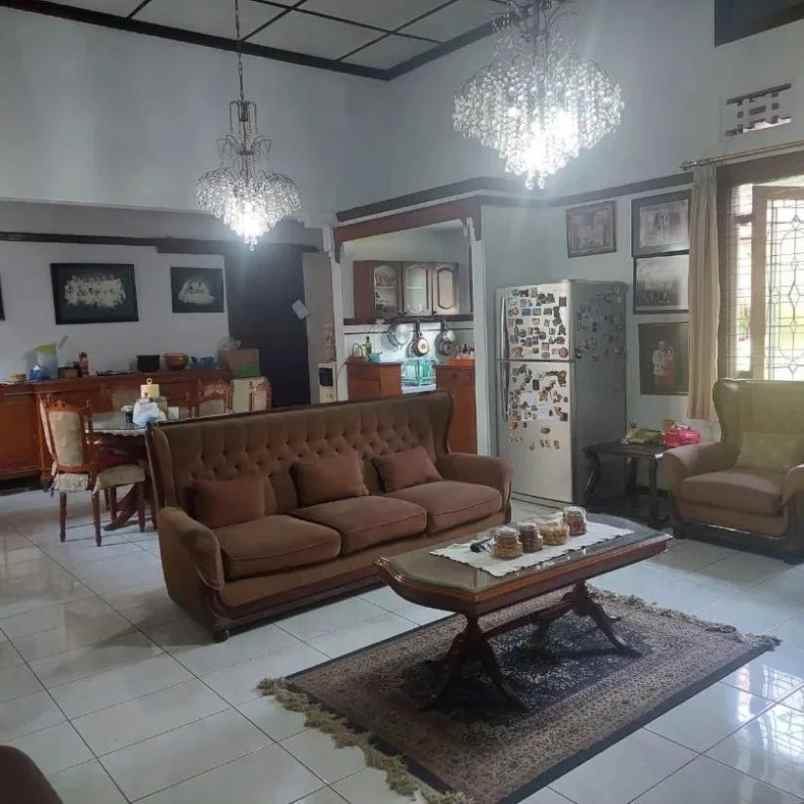 dijual rumah jl sultan agung