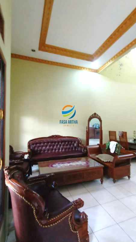 dijual rumah jl swadaya raya duren