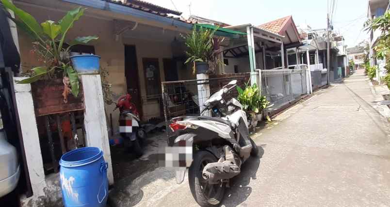 dijual rumah jl tanjungsari antapani