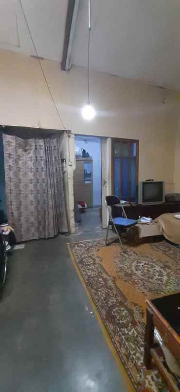 dijual rumah jl tanjungsari antapani