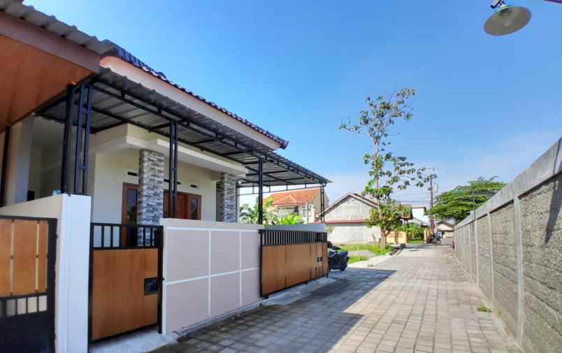 dijual rumah jl wonosari km 7