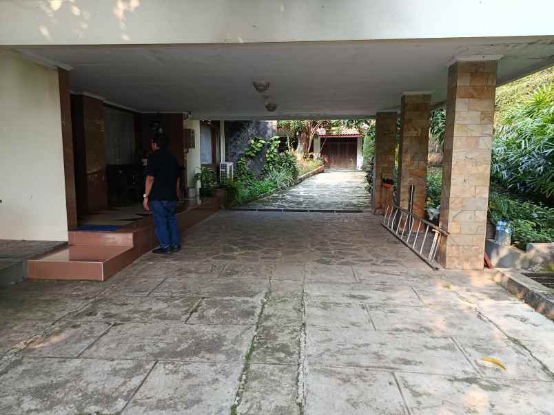 dijual rumah jln kemang timur raya