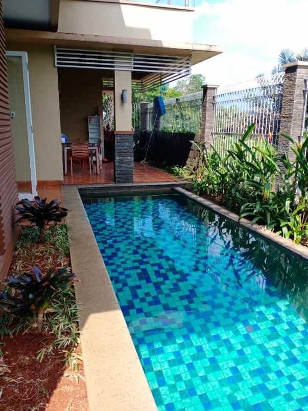 dijual rumah jln majapahit 3 cijayanti