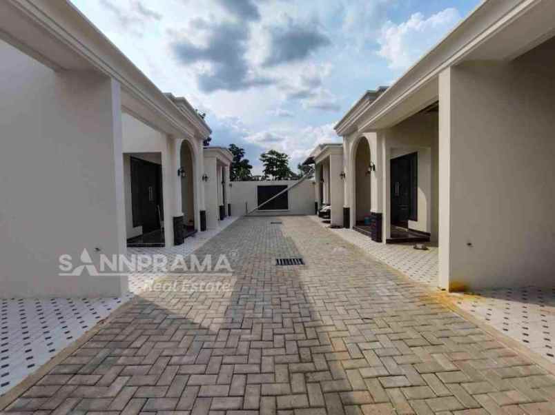 dijual rumah kalibaru