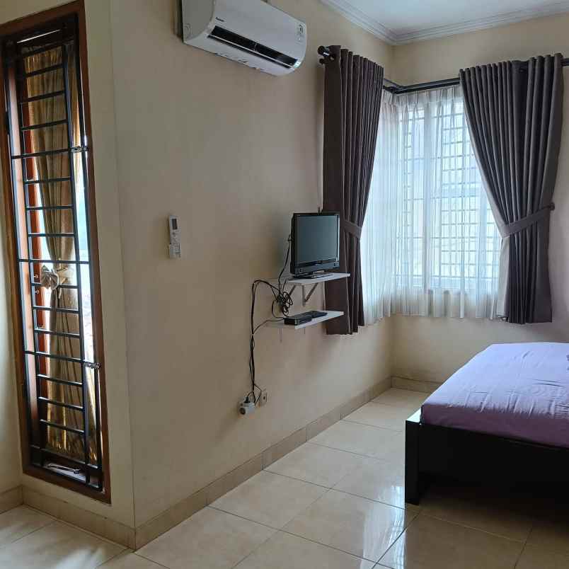 dijual rumah kalimalang