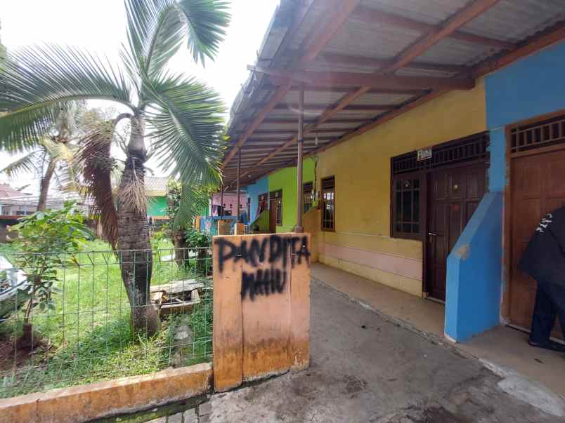 dijual rumah kampung tipar mekarsari depok