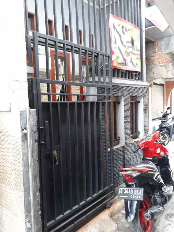 dijual rumah kapuk tanggul