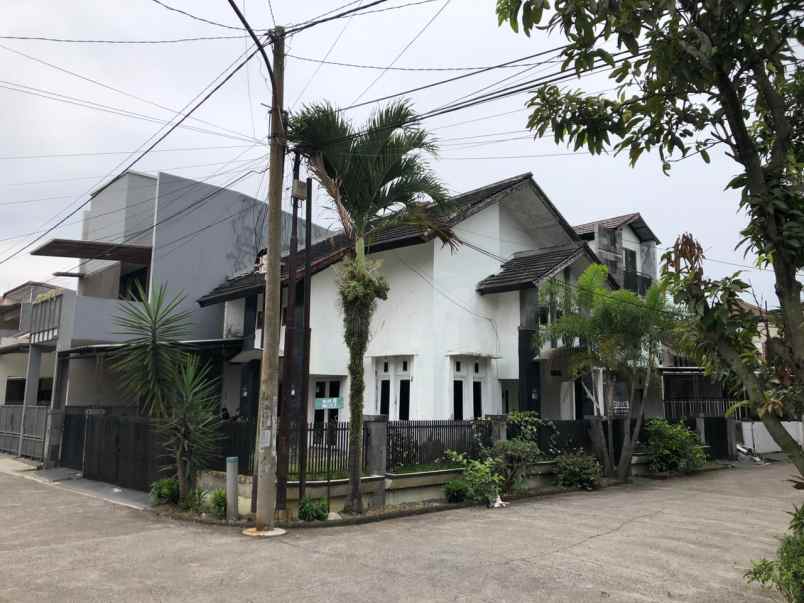dijual rumah kec buah batu