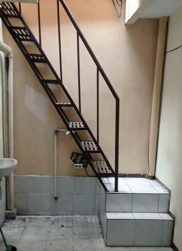 dijual rumah kelapa gading