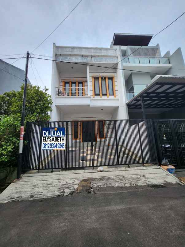 dijual rumah kelapa gading