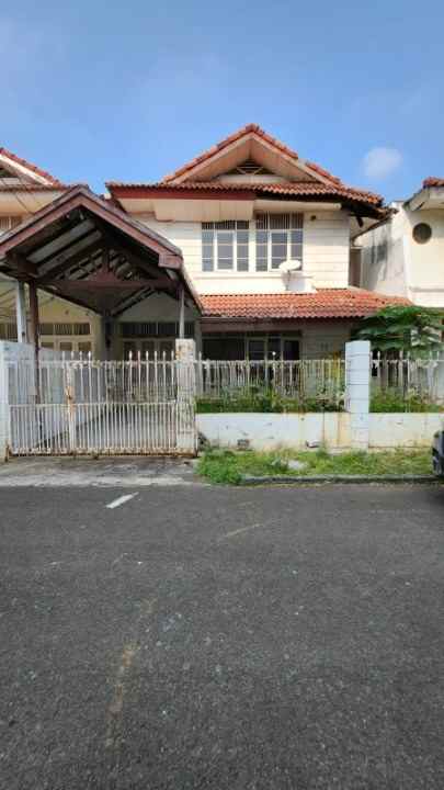 dijual rumah kelapa gading