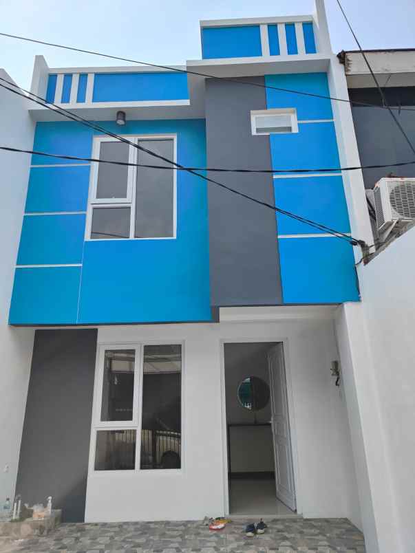 dijual rumah kelapa molek kelapa gading