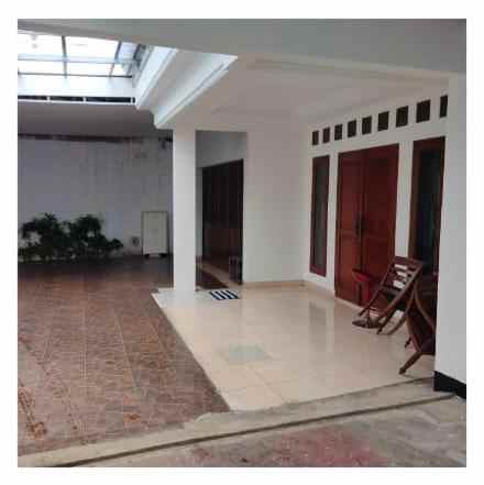 dijual rumah kemang timur