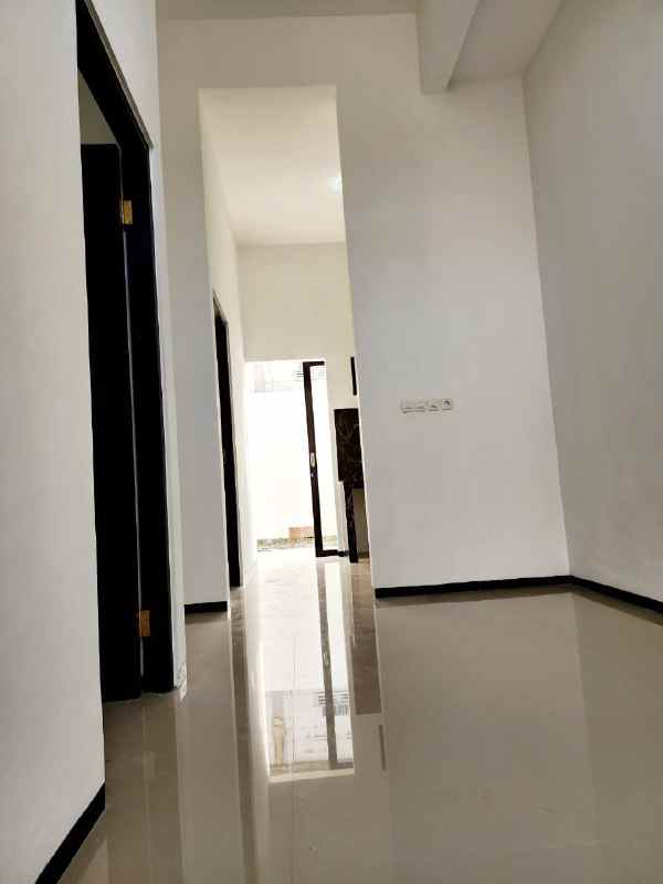 dijual rumah kendung