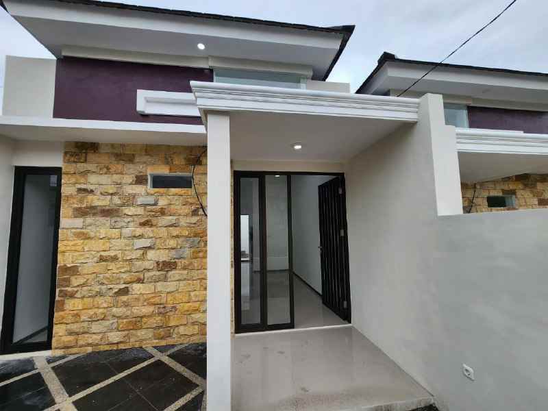 dijual rumah kendung