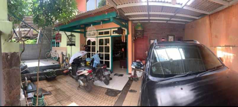 dijual rumah ketintang permai