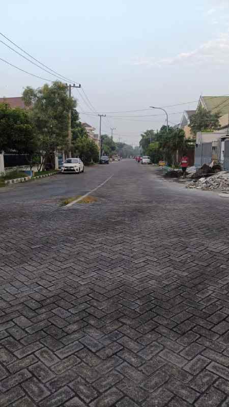 dijual rumah klampis anom