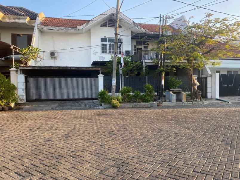 dijual rumah klampis indah