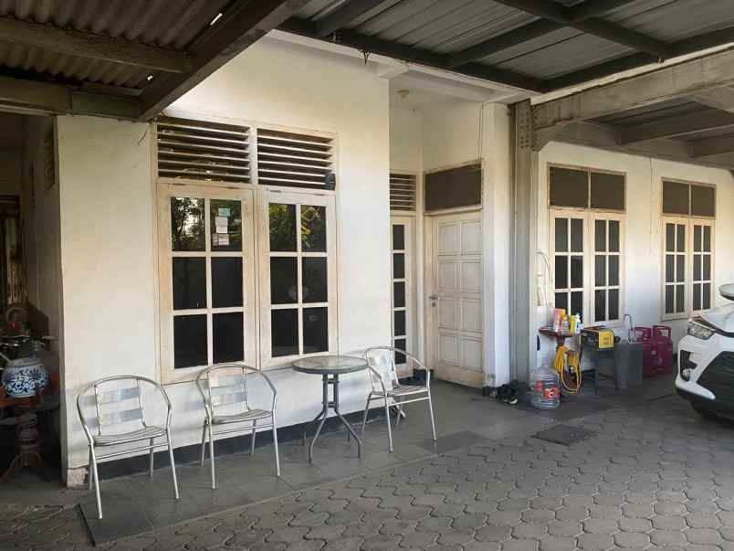 dijual rumah klampis indah