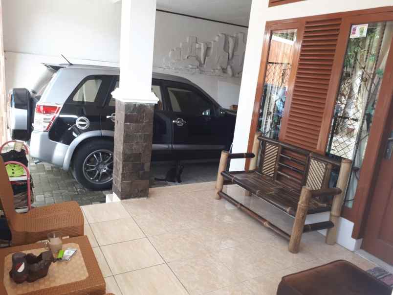 dijual rumah komplek cipageran asri kel