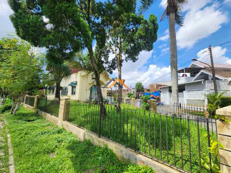 dijual rumah komplek citra wisata
