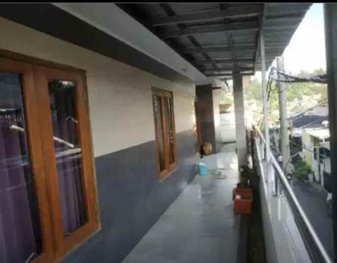 dijual rumah komplek nuansa valley