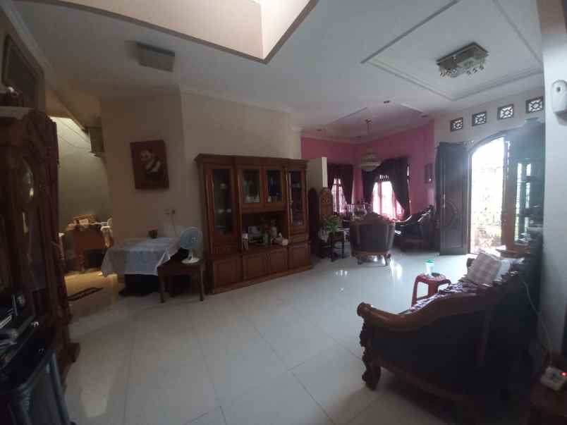 dijual rumah komplek perumahan billymon