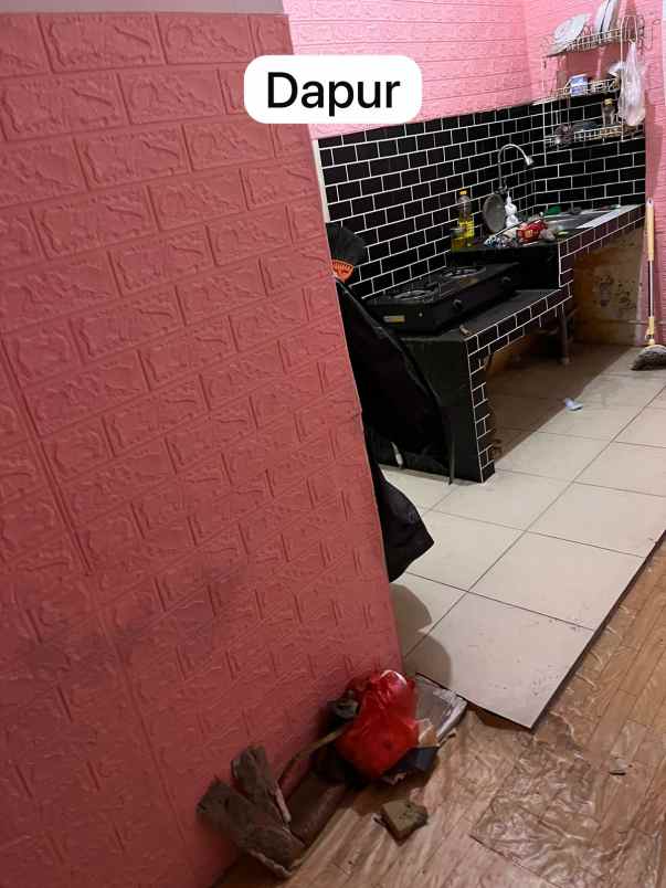 dijual rumah komplek perumahan grand