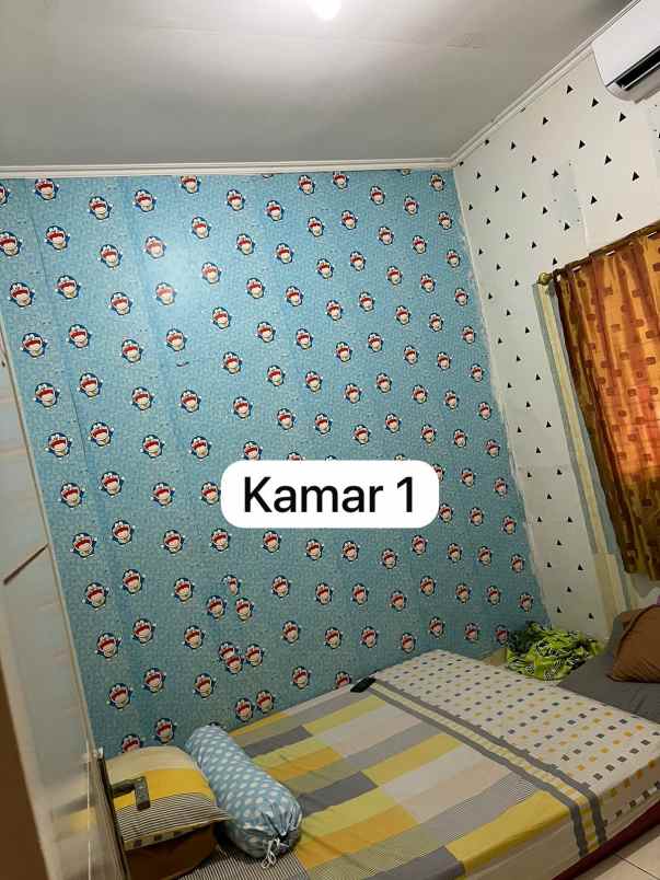 dijual rumah komplek perumahan grand