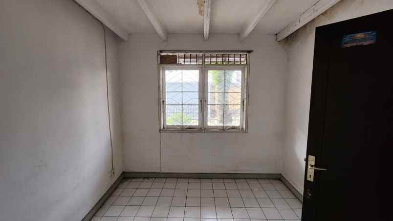 dijual rumah komplek turangga buahbatu