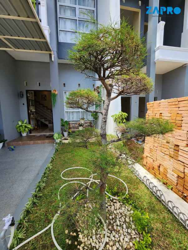 dijual rumah komplek villa maisa lubuk