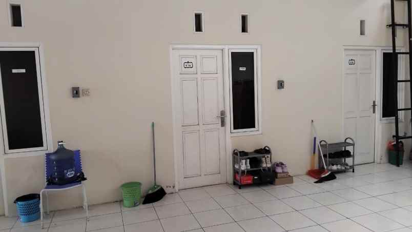 dijual rumah kost wanita di tembalang semarang