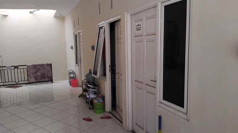dijual rumah kost wanita di tembalang semarang