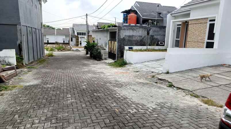 dijual rumah kota baru driyorejo