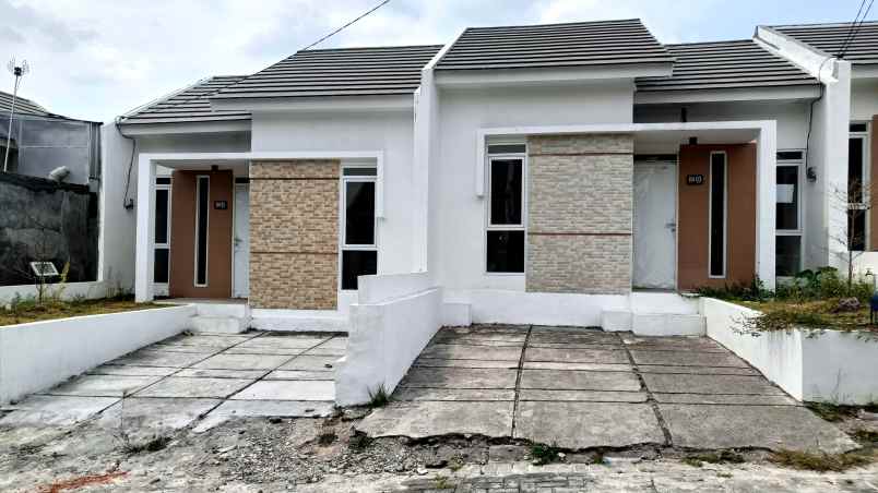 dijual rumah kota baru driyorejo