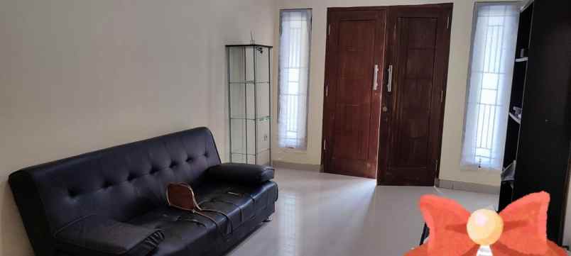 dijual rumah kukusan beji depok