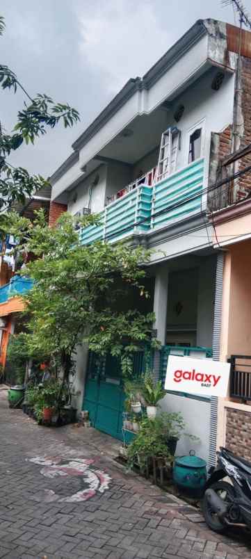 dijual rumah lebak jaya utara