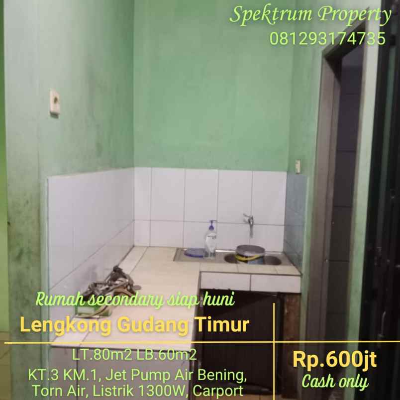 dijual rumah lengkong gudang timur serpong