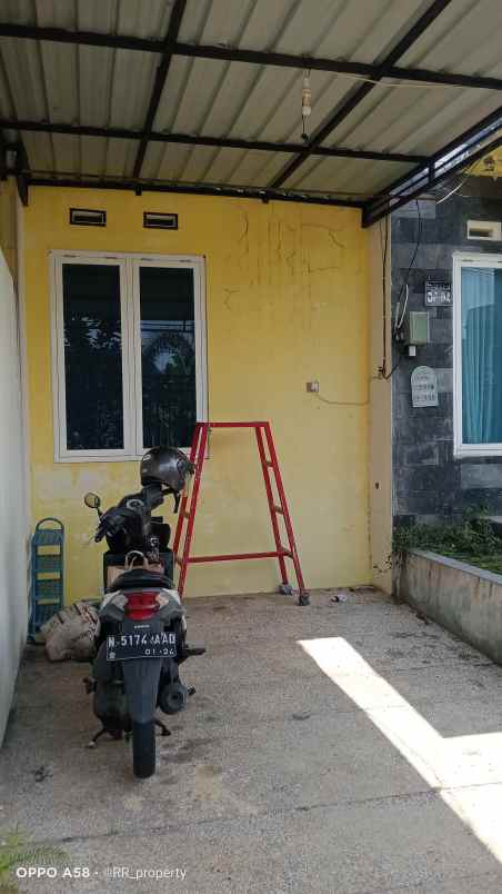 dijual rumah lokasi daerah oma campus dau malang