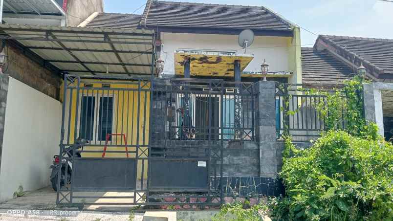 dijual rumah lokasi daerah oma campus dau malang
