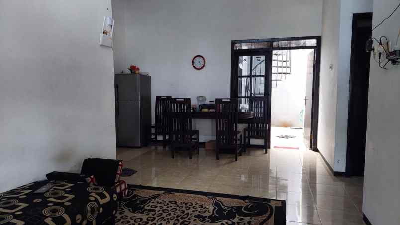 dijual rumah lokasi simpang sulfat utara kota malang